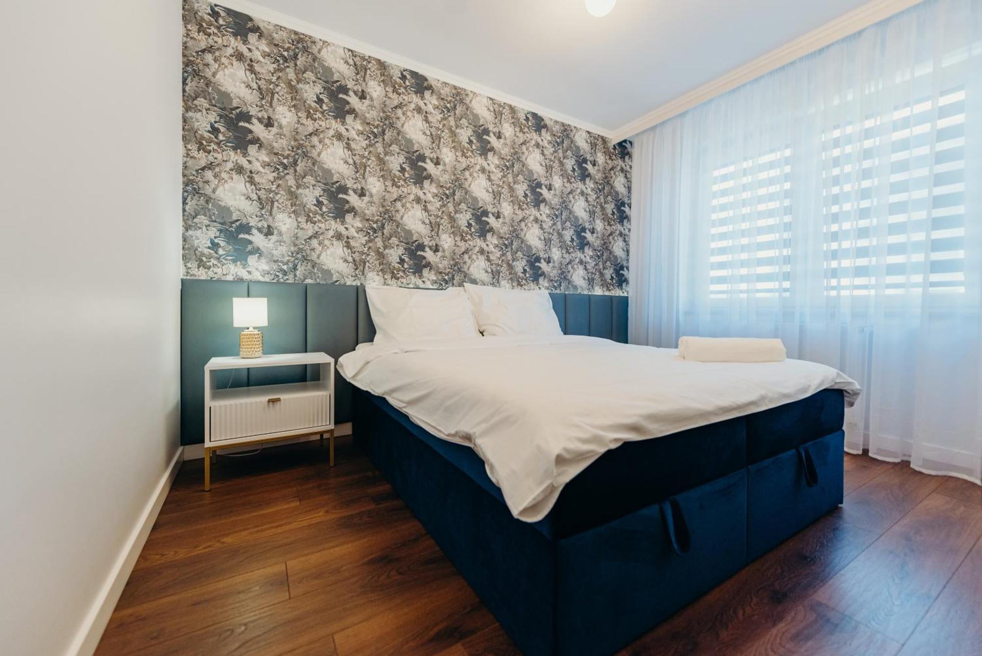 3 Bedrooms Premium Bella Blue For 8 Guests With Ac And Free Out Side Parking เชชูฟ ภายนอก รูปภาพ
