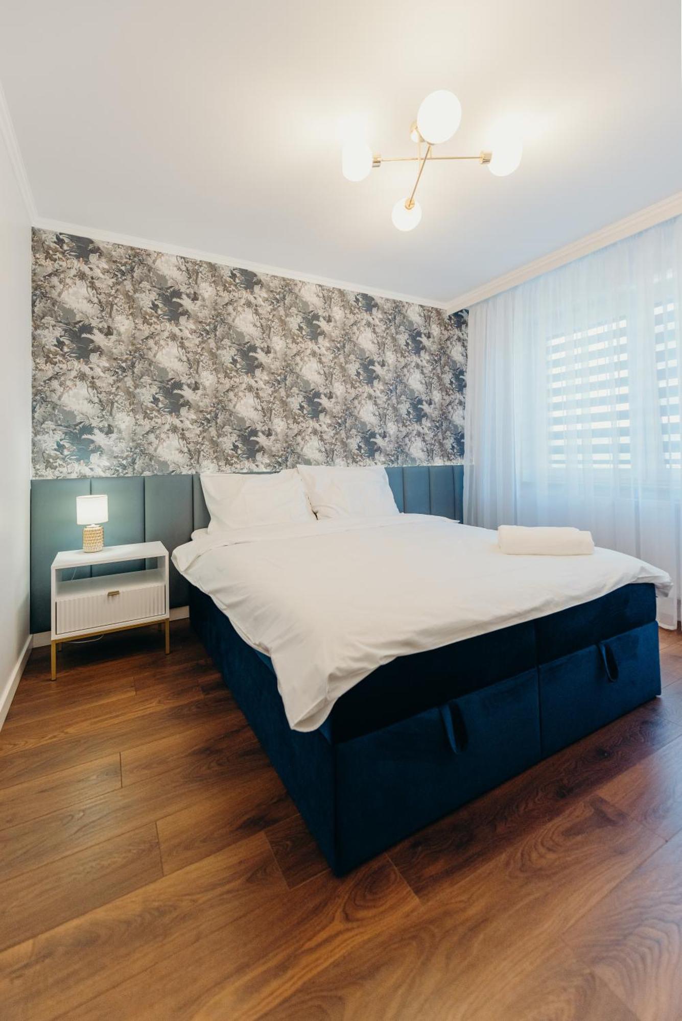 3 Bedrooms Premium Bella Blue For 8 Guests With Ac And Free Out Side Parking เชชูฟ ภายนอก รูปภาพ