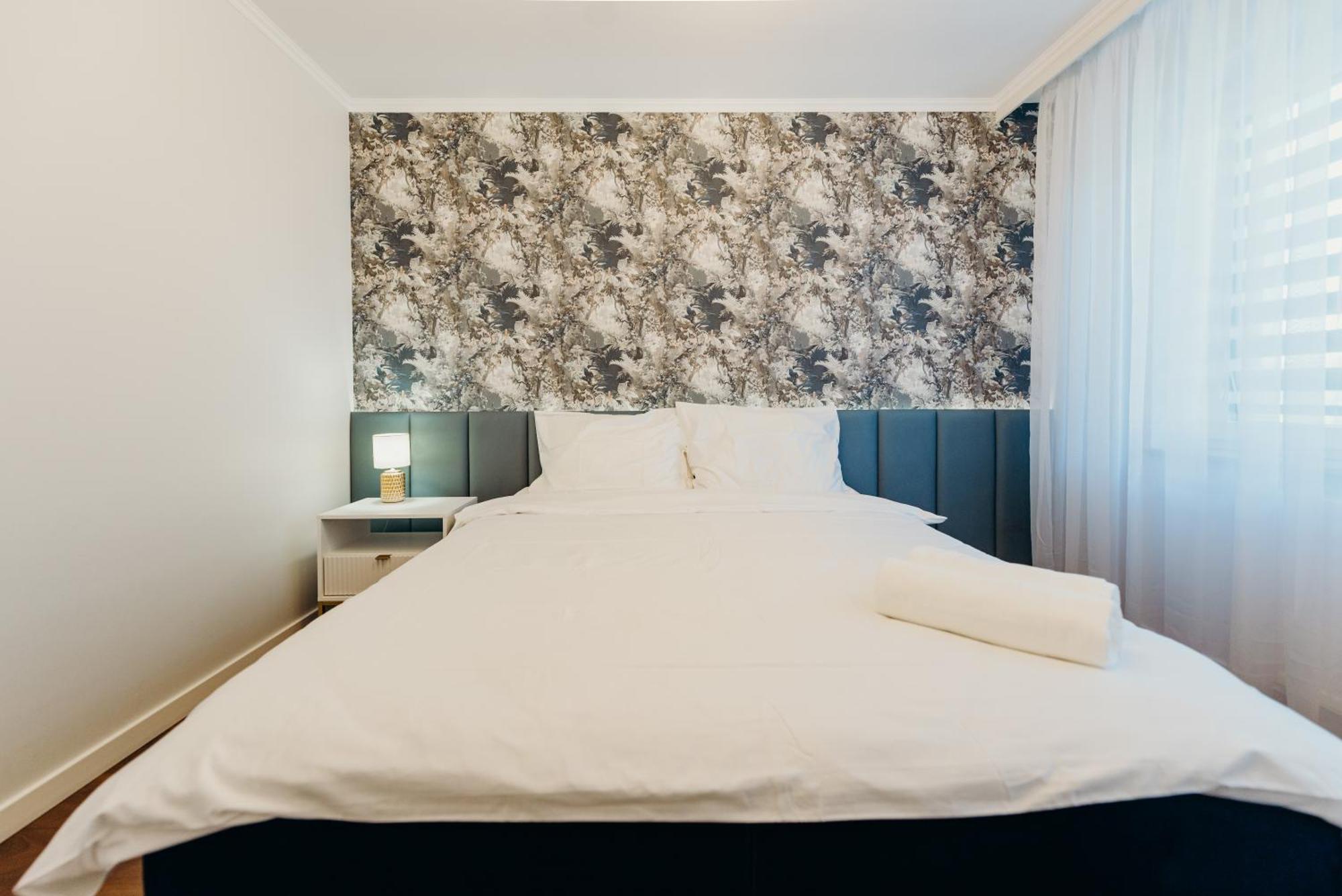3 Bedrooms Premium Bella Blue For 8 Guests With Ac And Free Out Side Parking เชชูฟ ภายนอก รูปภาพ
